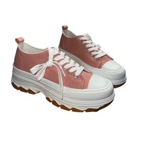 Platform Canvas Lace-Up Sneakers in Dusty Pink